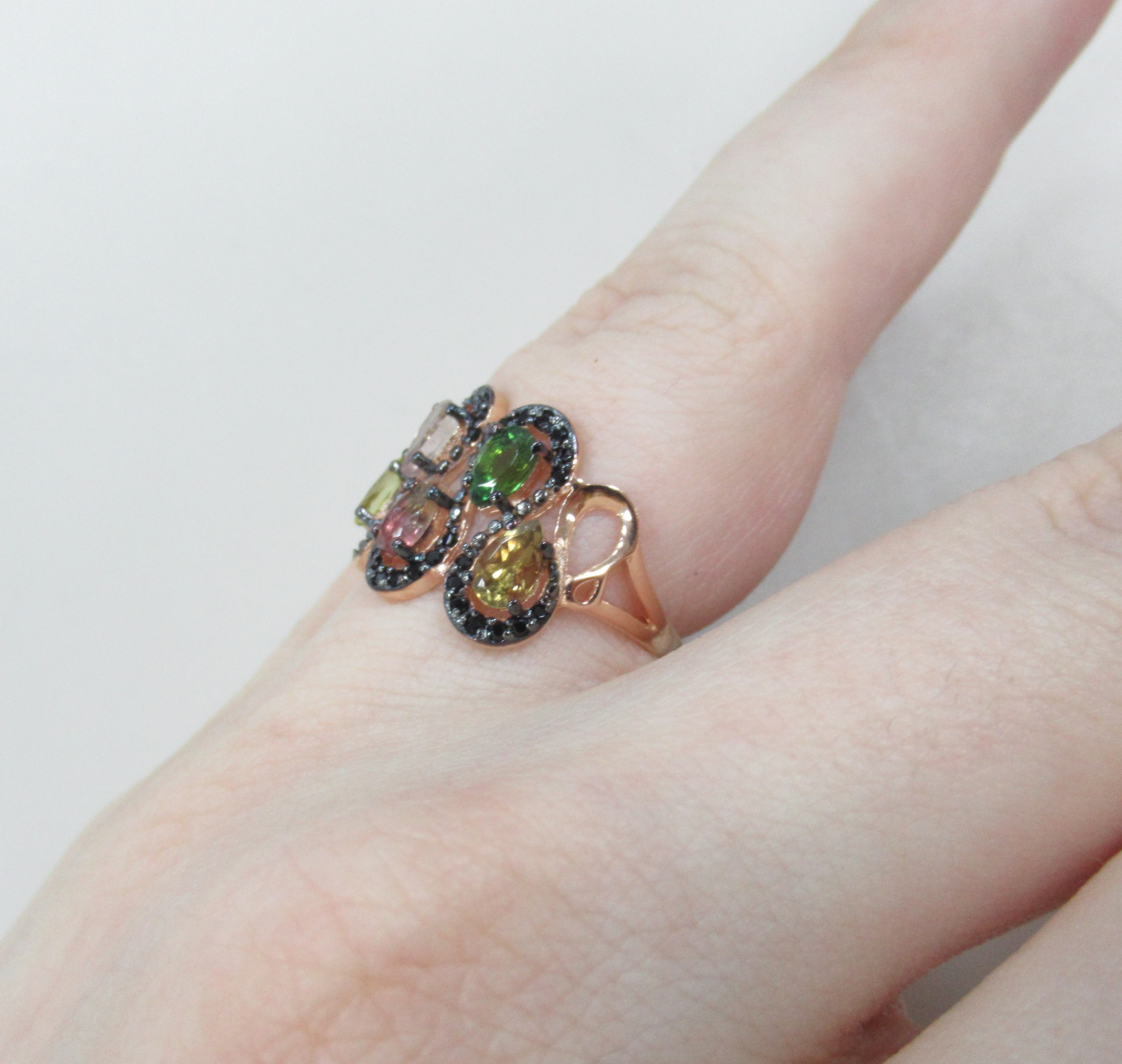 Серебряное кольцо с турмалинами